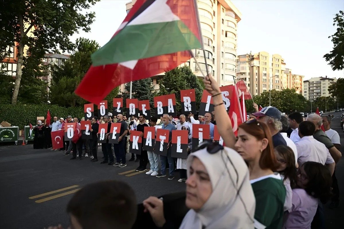Ankara'da Gazze Protestosu: İsrail Ateşkes Anlaşmasını İhlal Ediyor