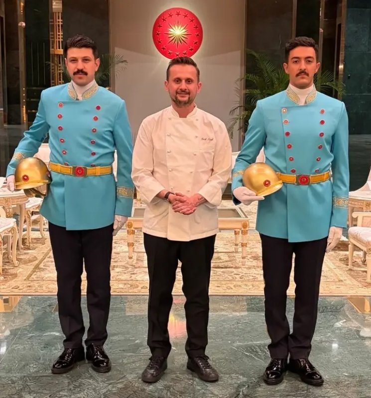 Ankara'daki NATO Zirvesi'nin ilk gününde, devlet ve hükümet başkanları onuruna verilen akşam yemeği, ödüllü şef Fatih Tutak tarafından hazırlandı