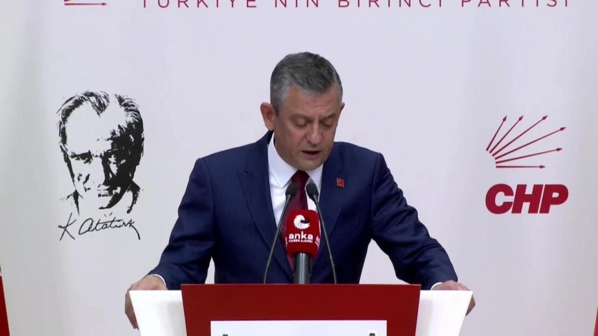 CHP Genel Başkanı Özgür Özel'in Akın Gürlek'e Tepkisi