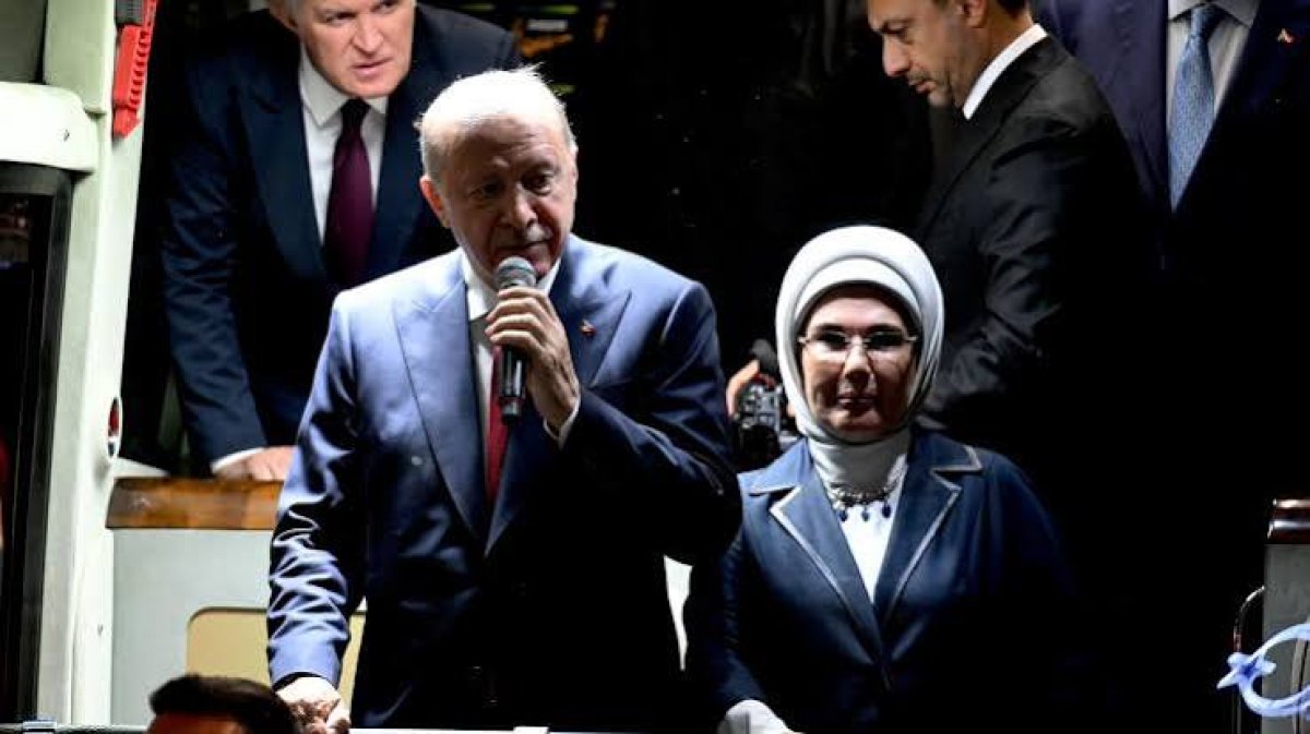 Cumhurbaşkanı Erdoğan Memleketi Rize'de Hemşehrilerini Ziyaret Etti