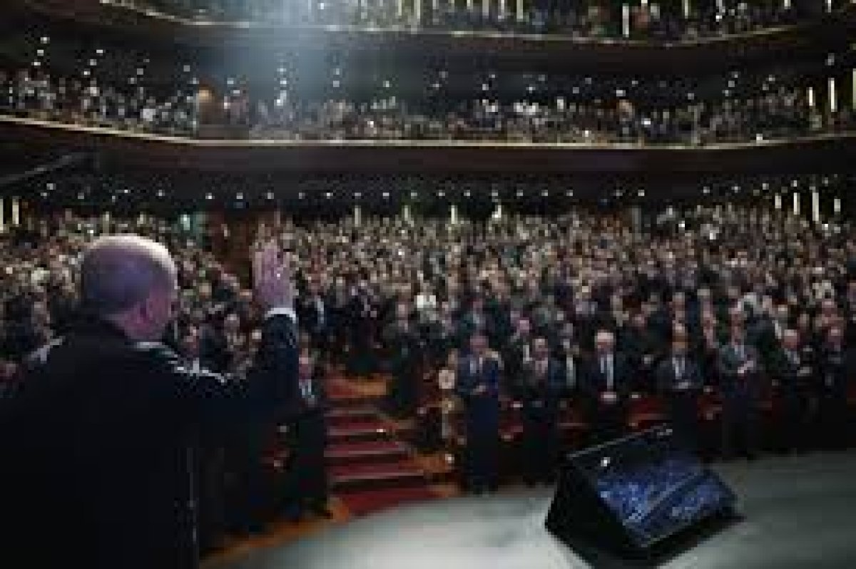 Cumhurbaşkanı Recep Tayyip Erdoğan, Beştepe Millet Kongre ve Kültür Merkezi'nde düzenlenen Vakıflar Haftası Kutlama Programı'nda önemli açıklamalarda bulundu.