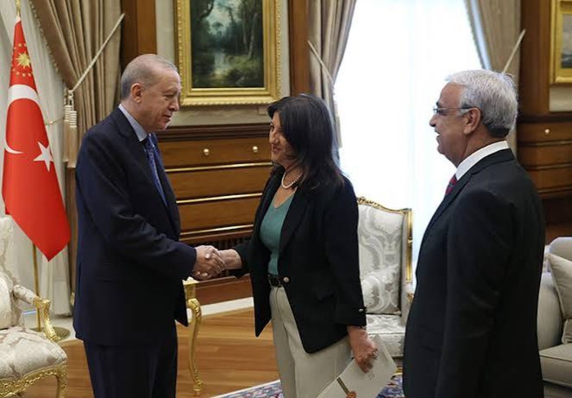 DEM Parti Heyeti Cumhurbaşkanı Erdoğan ile Barış Sürecini Görüştü
