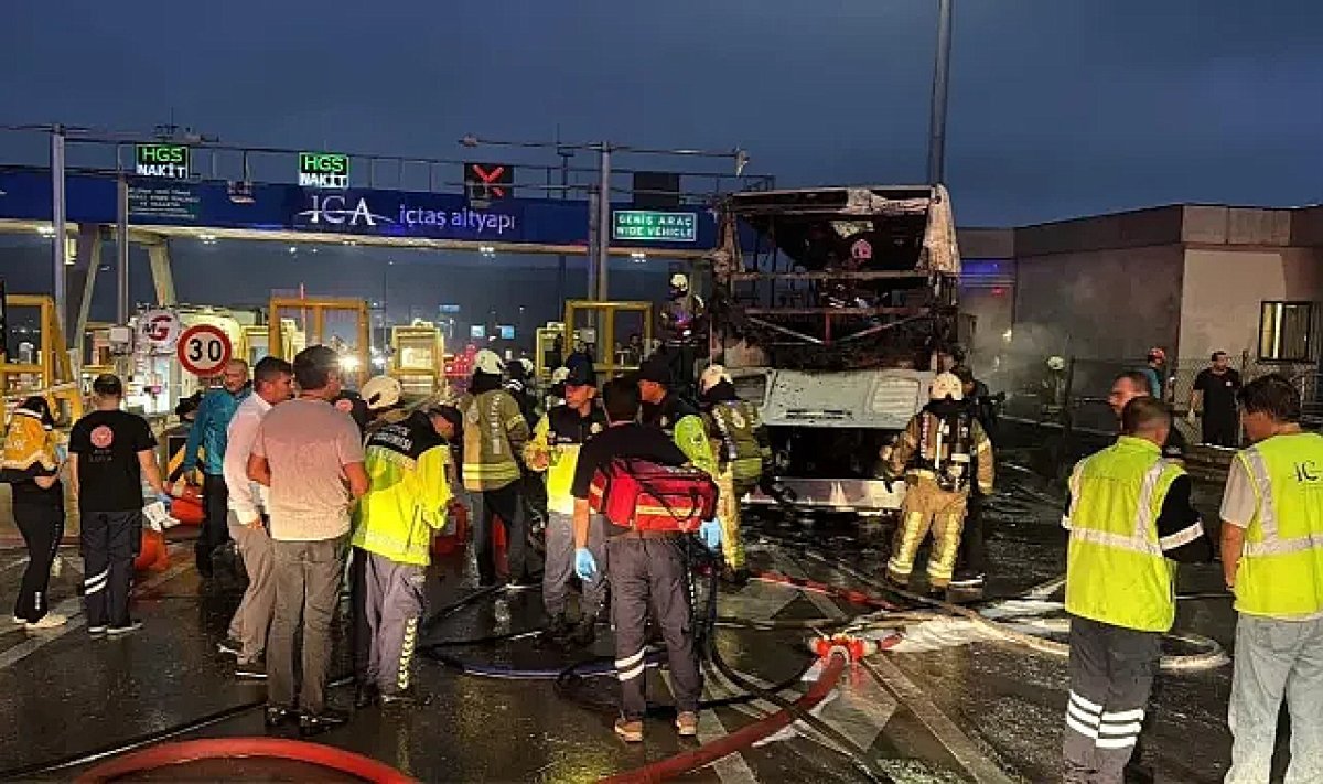 Diyarbakır-İstanbul Seferini Yapan Otobüs Yangında 2 Kişi Hayatını Kaybetti