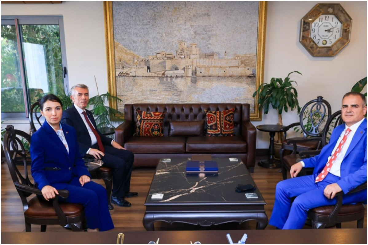 Eski Merkez Bankası Başkanı Hafize Gaye Erkan'ın Bodrum'daki Komşu Sorunu