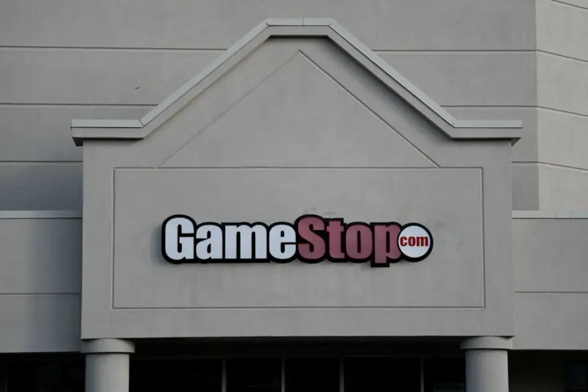GameStop Hissesi %8 Fırladı