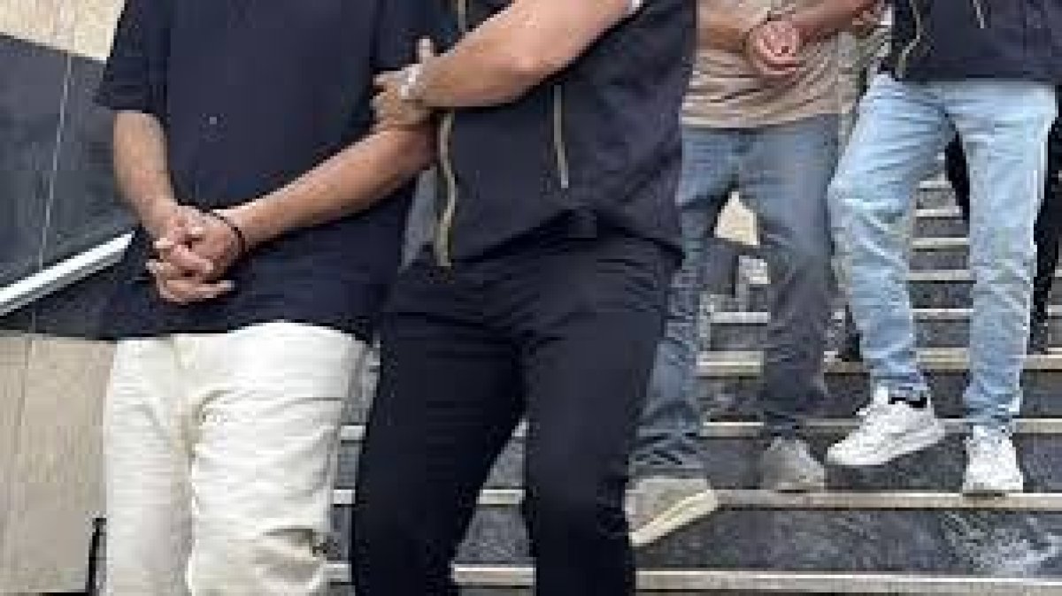 Sahte Ekspertiz Raporlarıyla Usulsüz Vatandaşlık Operasyonu: 72 Şüpheli Yakalandı, 687 Kişinin Vatandaşlığı İptal Edilecek