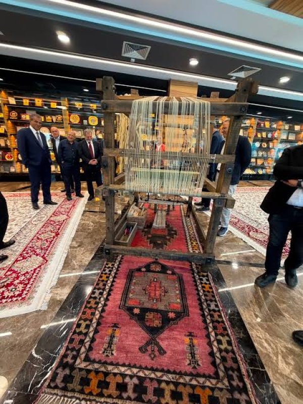 Türkiye'nin Dünyaya Açılan Halı Devi Merinos Halka Arz İçin Gün Sayıyor