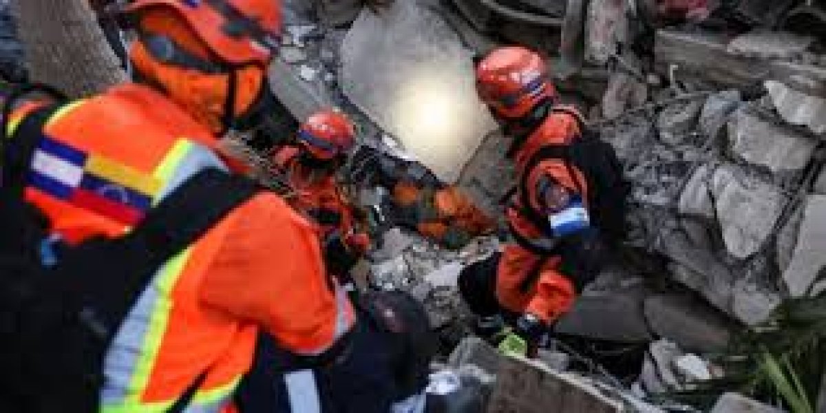 Venezuela'daki Depremler ve Arama Kurtarma Çalışmaları