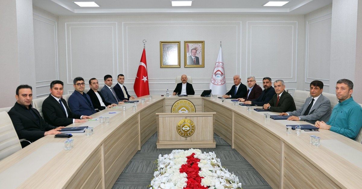 Adıyaman'da İl Özel İdaresi’ndeki Yatırımlar Hakkında Toplantı Yapıldı