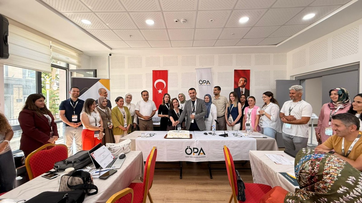 Adıyaman’da öğretmenlere yapay zeka destekli proje yazma eğitimi