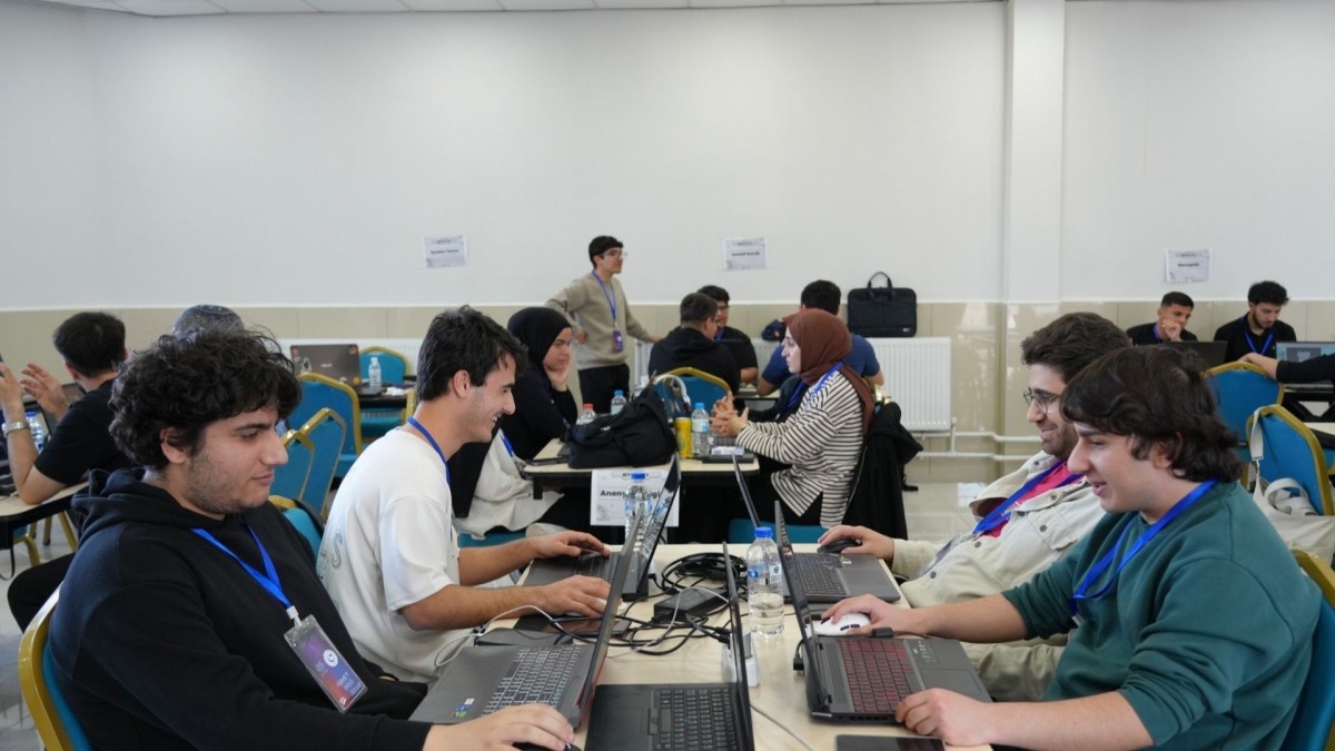 ADYÜ’de siber güvenlik yarışması düzenlendi