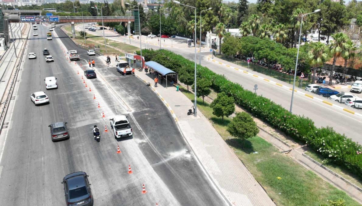 Antalya’da Trafik Rahatlıyor: Kavşak ve Yol Düzenlemeleri Tamamlandı