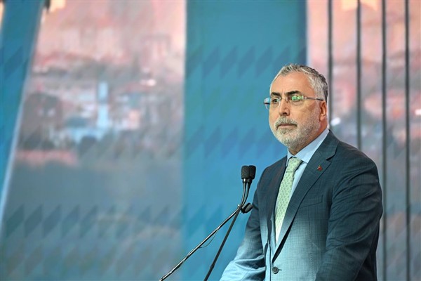 Bakan Işıkhan, Gana Çalışma Bakanı Pelpuo ile ikili iş birliğini görüştü