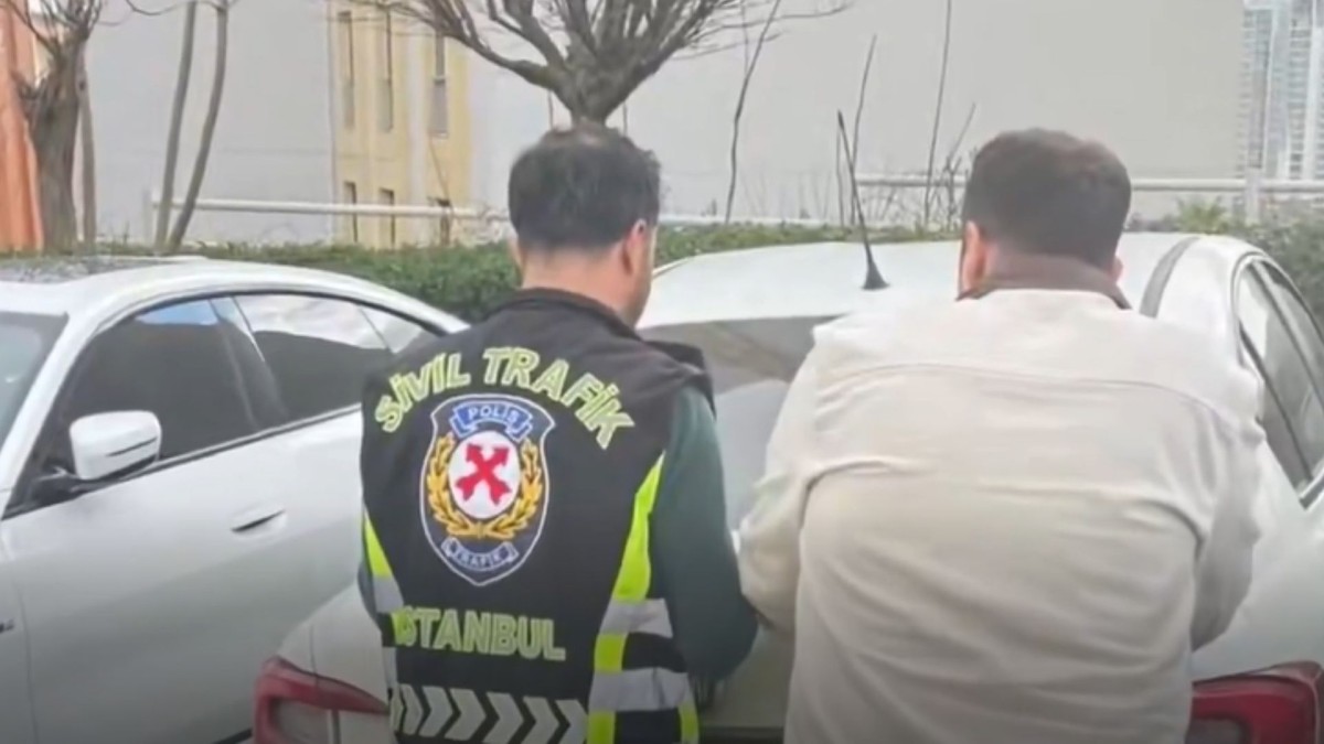 Bakan Yerlikaya: ‘Trafikte saldırganlığa 180 bin lira ceza geliyor’  - Videolu Haber