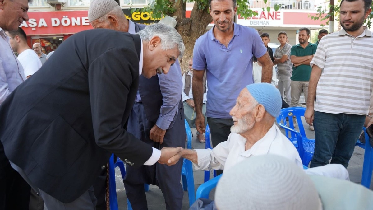 Başkan Hallaç'tan 'Babalar Günü' mesajı: ‘Babalar ailenin temel direğidir’
