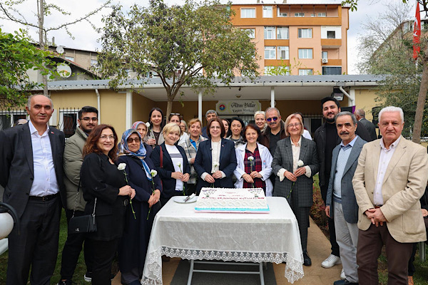 Başkan Köymen, Anneler Günü kutlama programına katıldı