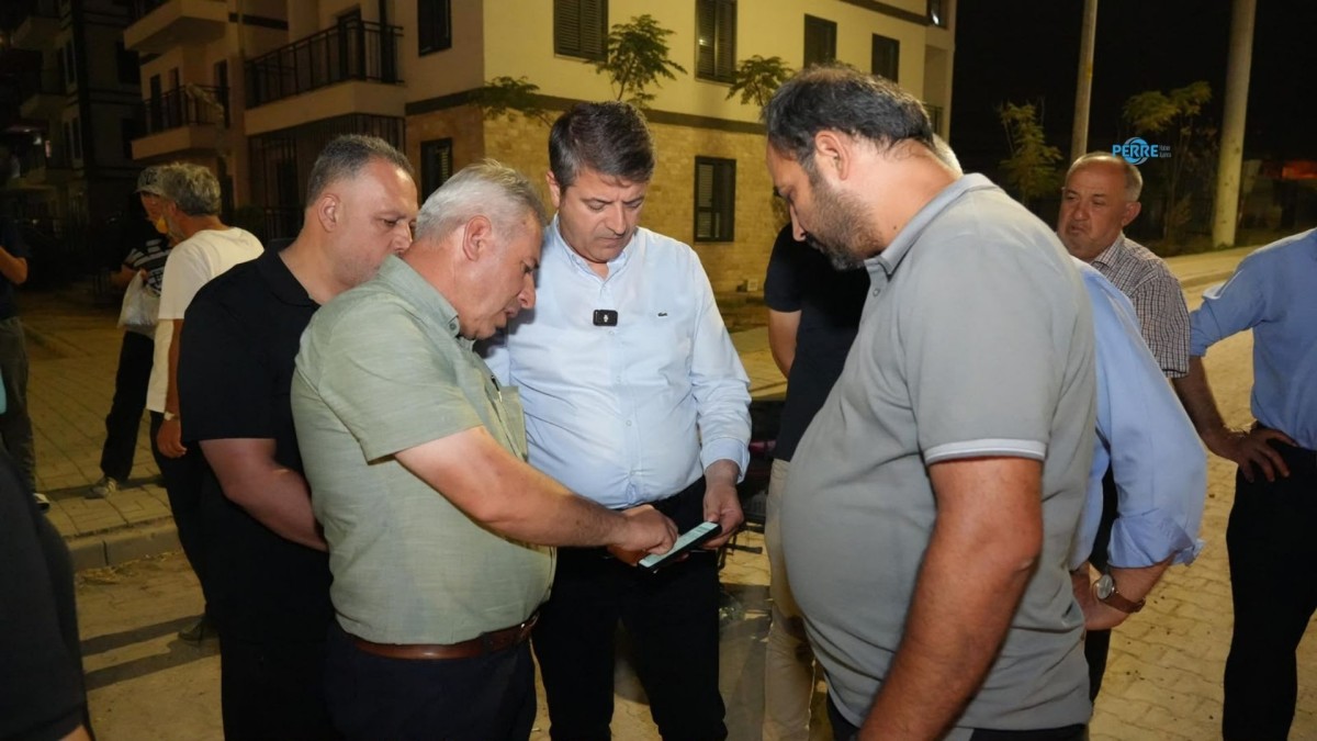 Başkan Tutdere gece gündüz sahada: Mara ve Musalla’da asfalt seferberliği  - Videolu Haber