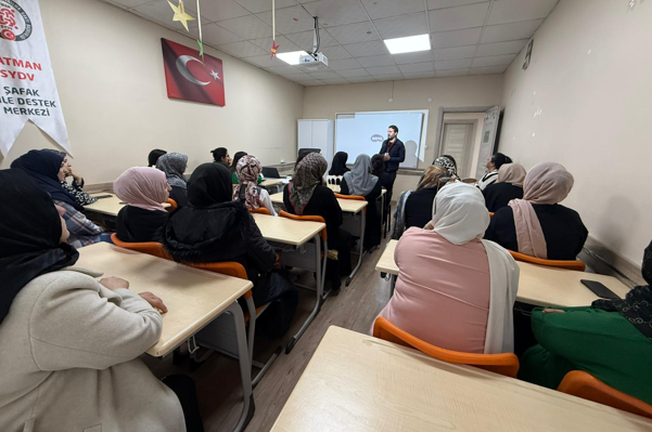 Batman’da ebeveynlere yönelik eğitim programı düzenlendi