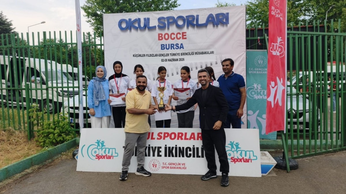 Bostanlı Ortaokulu’ndan Bocce’de Türkiye ikinciliği