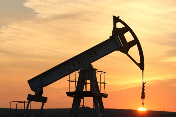 Brent petrol, Hürmüz Boğazı endişesiyle 80 doları aştı