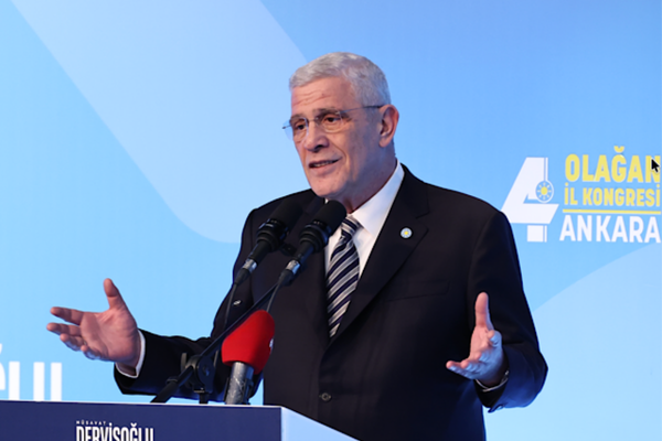 Dervişoğlu’ndan kabir ziyareti