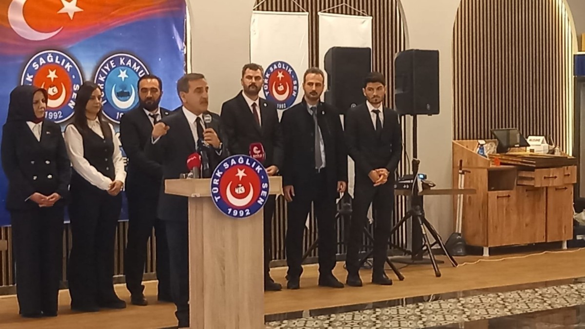 Fidan Karakuş: 'Sağlık çalışanlarına baskı yapılıyor'