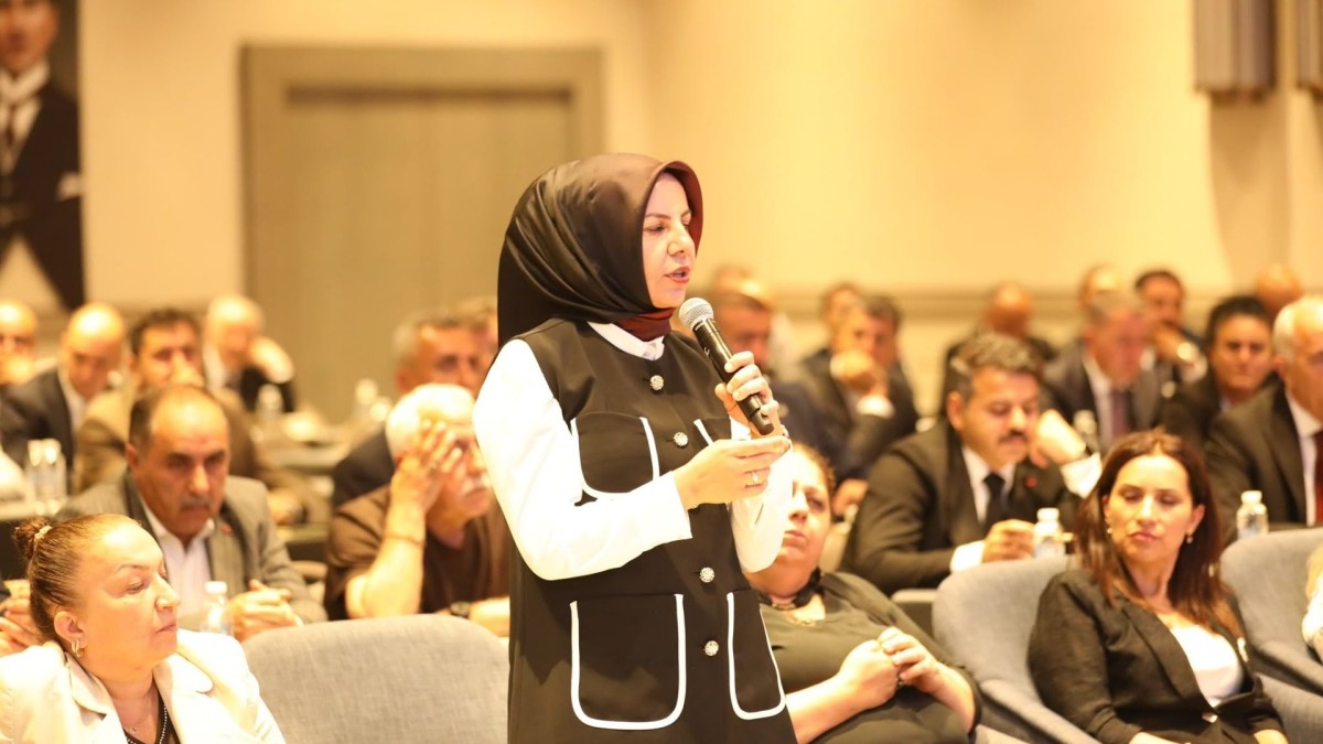 Karakuş: ‘Sağlık çalışanlarımızın taleplerini her platformda dile getirmeye devam edeceğiz’