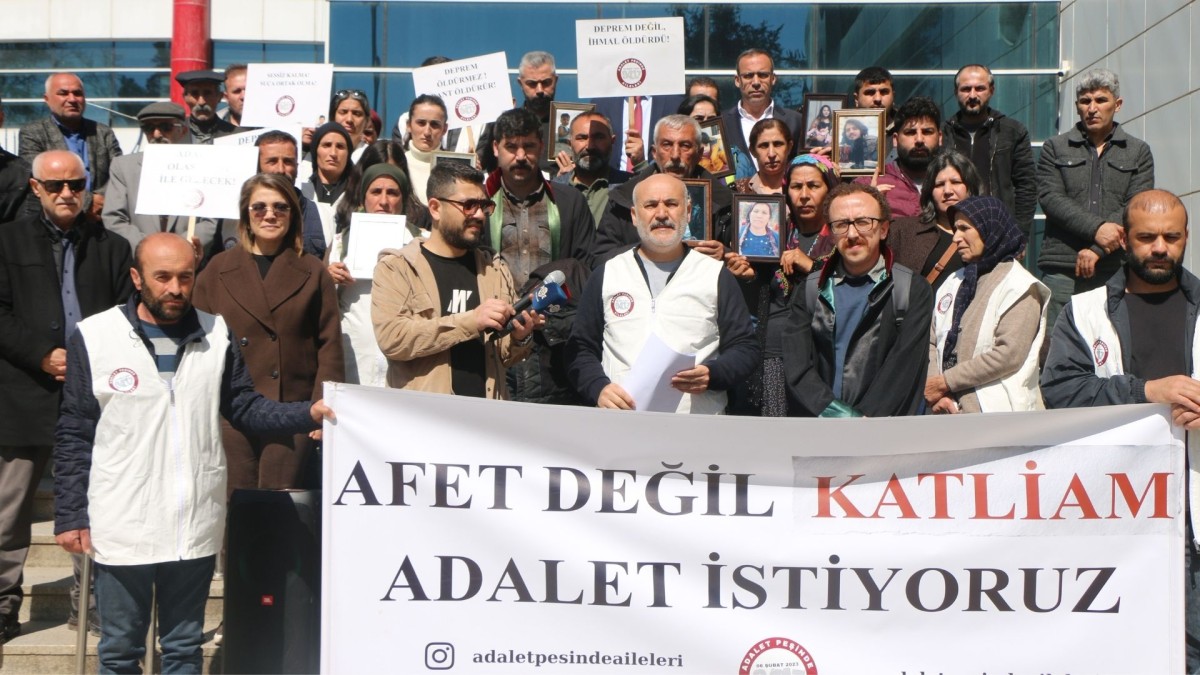 Karapınar Abuzer Tuncay Aile Apartmanı’na ilişkin davada karar verildi: 3 sanığa hapis cezası   - Videolu Haber