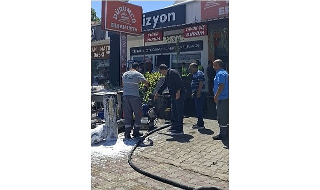 Kemer'de iş yeri yangını