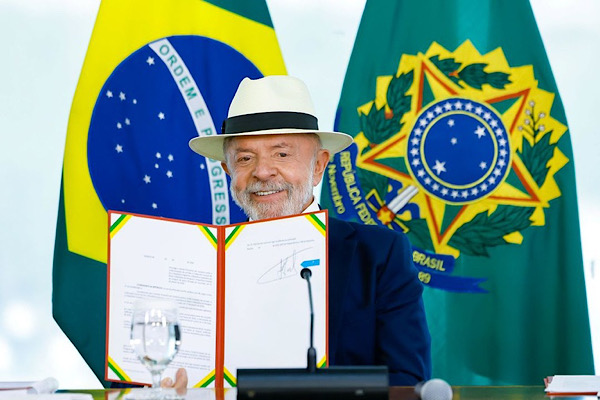 Lula: Brezilyalılar sağlık hizmetlerine hiç olmadığı kadar erişebiliyor