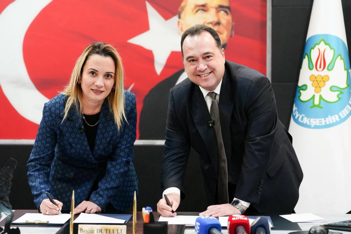 Manisa Büyükşehir Emeklilerin Yanında