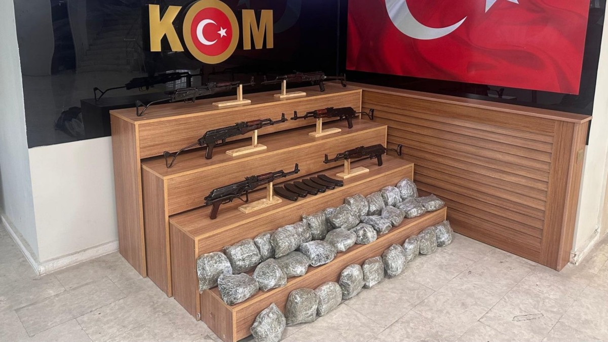 Şanlıurfa’da silah ve uyuşturucu operasyonu: 2 tutuklama