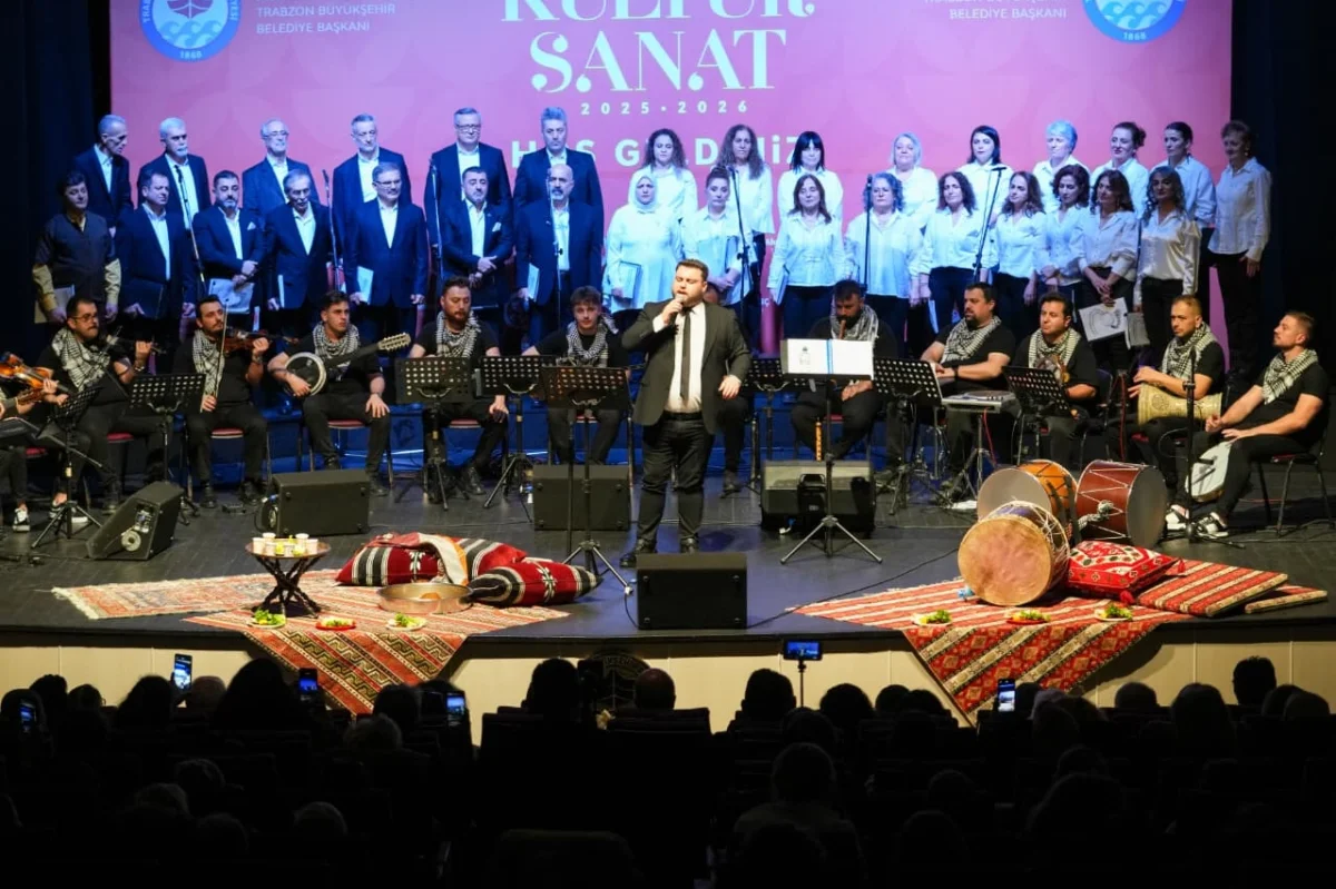 Sıra Gecesi Trabzonluları Büyüledi