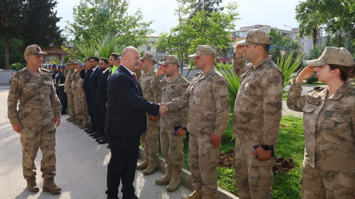 Vali Abdullah Küçük’ten İl Jandarma Komutanlığı’na ziyaret
