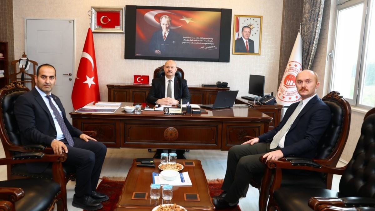 Vali Küçük, Çevre, Şehircilik ve İklim Değişikliği İl Müdürlüğü’nde incelemelerde bulundu