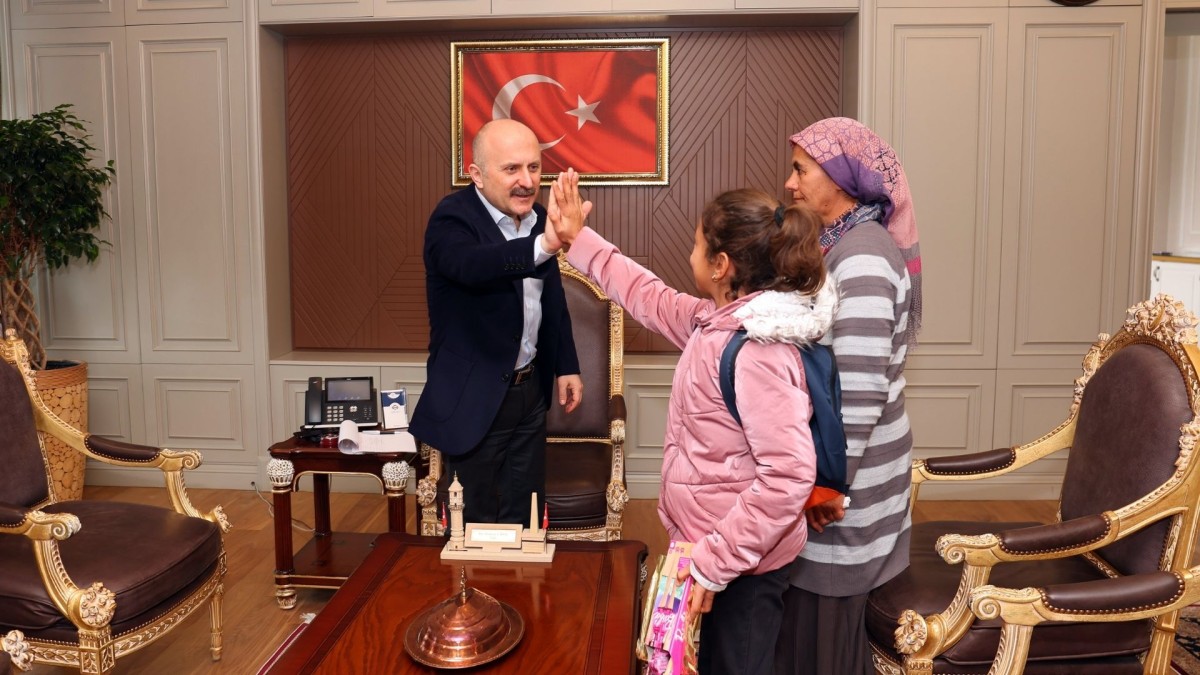 Vali Osman Varol vatandaşlarla bir araya geldi