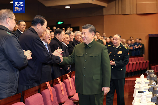 Xi Jinping’den emekli askerlere Bahar Bayramı tebriği