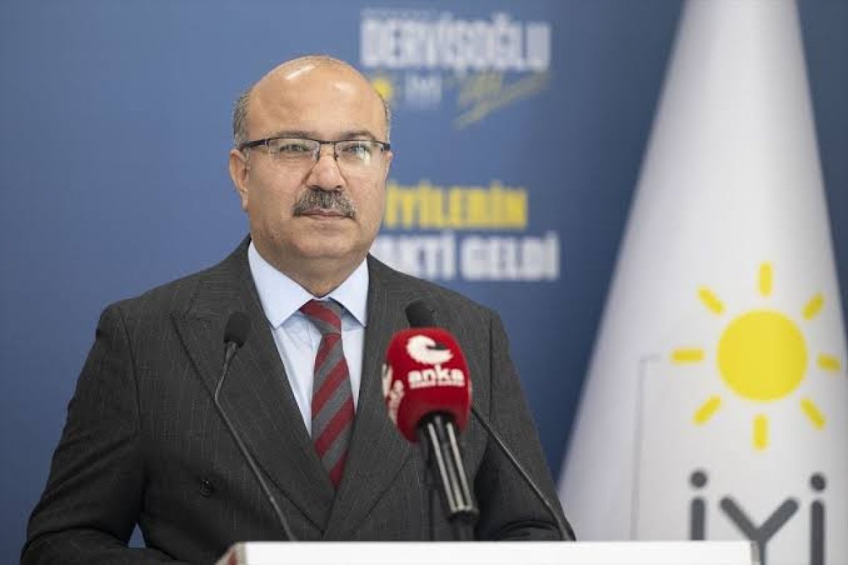 İYİ Parti Tarım Politikaları Başkanı Kadir Ulusoy, son dönemde artan yangınlara karşı alınması gereken tedbirleri açıklayan bir basın toplantısı düzenledi.