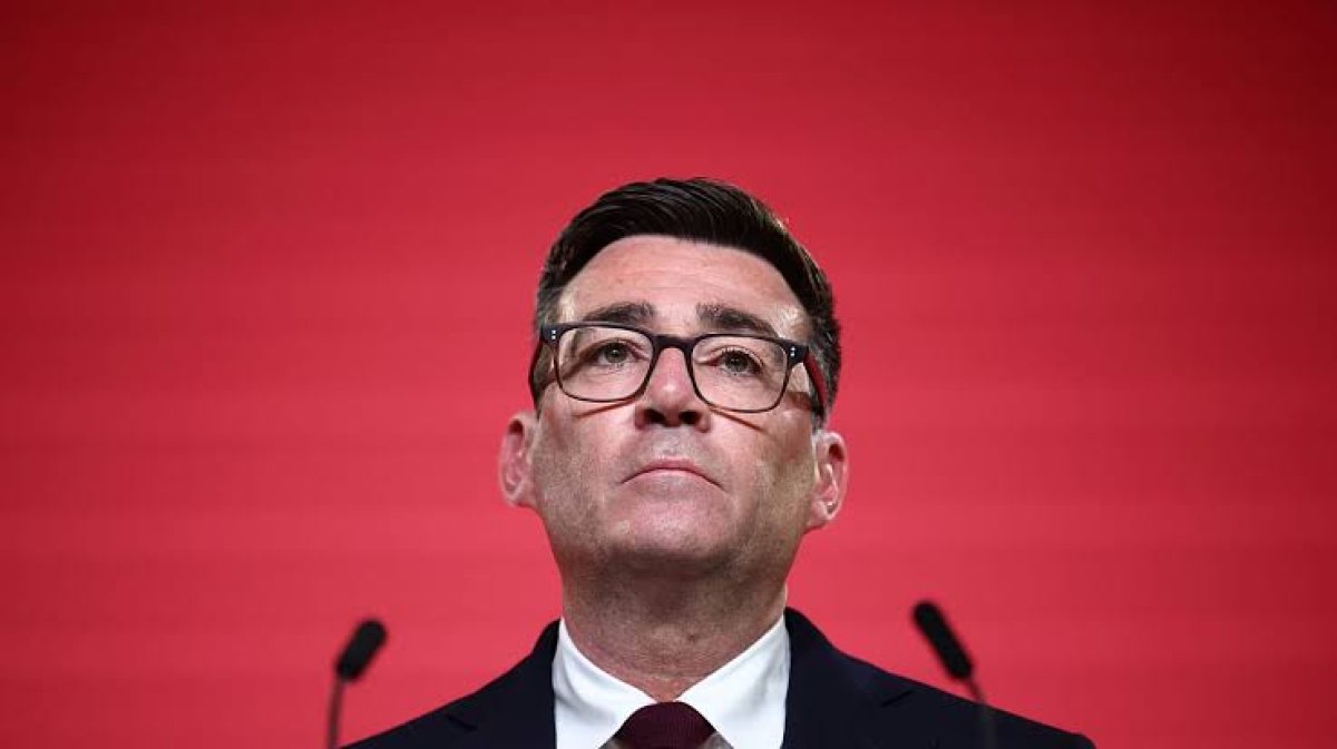 İngiltere son on yıldaki yedinci başbakanına hazırlanırken, Andy Burnham'ın kabinesinde kimlerin yer alacağı ve politika gündeminin ne olacağı merak konusu.