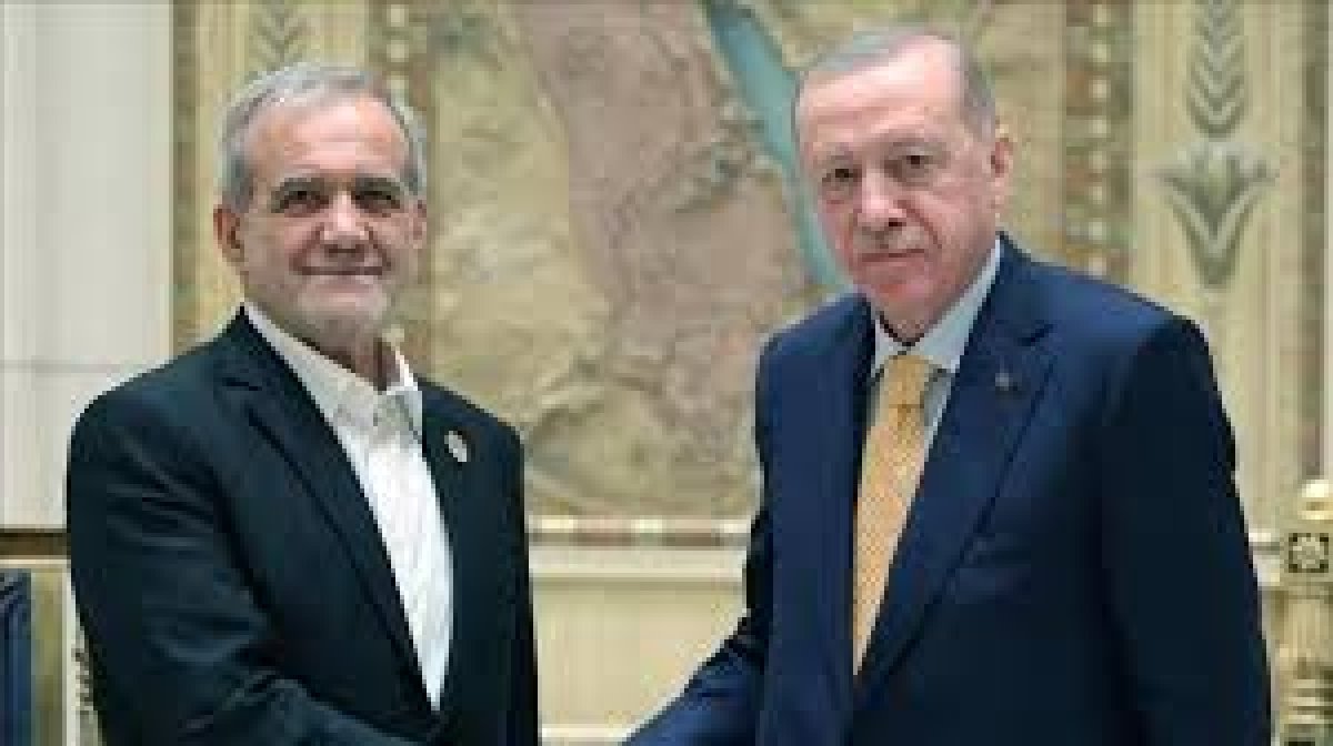 İran Cumhurbaşkanı Mesud Pezeşkiyan, resmi sosyal medya hesabından Türkçe bir paylaşımda bulunarak Türkiye Cumhurbaşkanı Recep Tayyip Erdoğan'ın Siyonist rejimi kınama konusundaki tutumunu övdü.