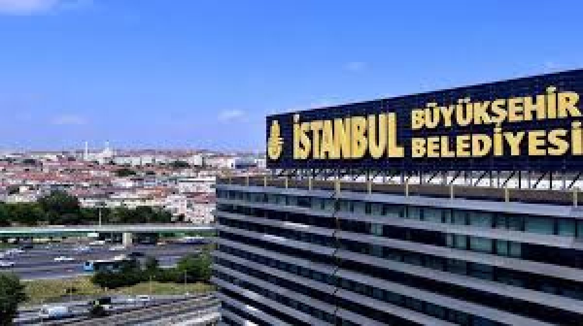 İstanbul Büyükşehir Belediyesi'ne (İBB) yönelik düzenlenen operasyonlar hakkında önemli gelişmeler yaşanıyor